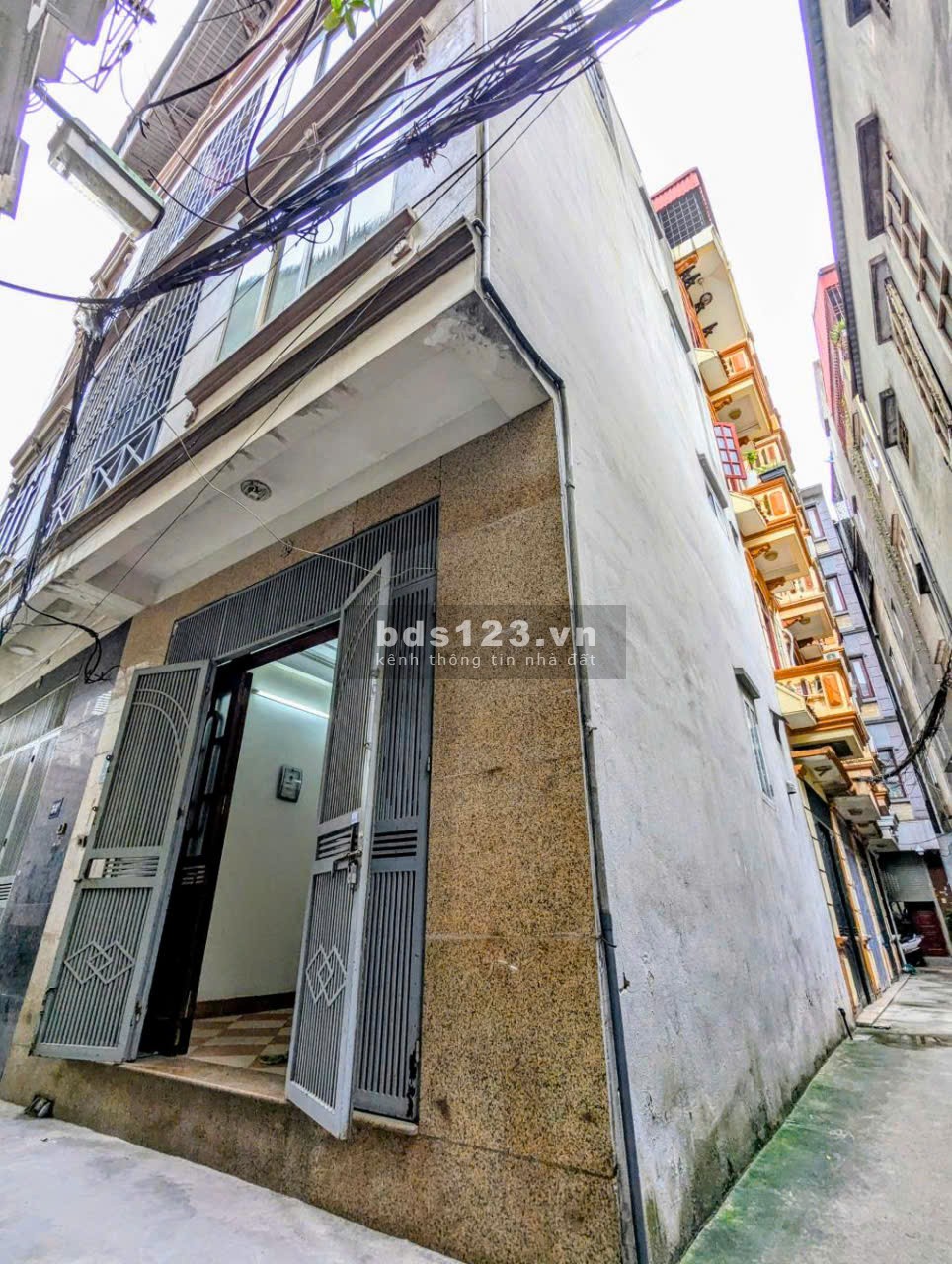 Nhà đẹp Bùi Xương Trạch – Thanh Xuân – Siêu phẩm – Ngõ to – Lô Góc – Giá 6.68 tỷ