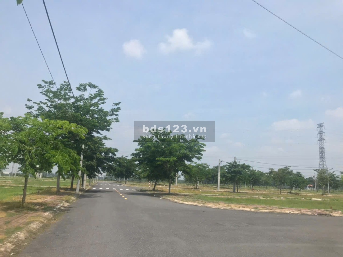 Chính chủ cần bán gấp lô đất mặt tiền đường nhựa 12m – Ngay TTHC Bàu Bàng, Bình Dương – Giá chỉ 850