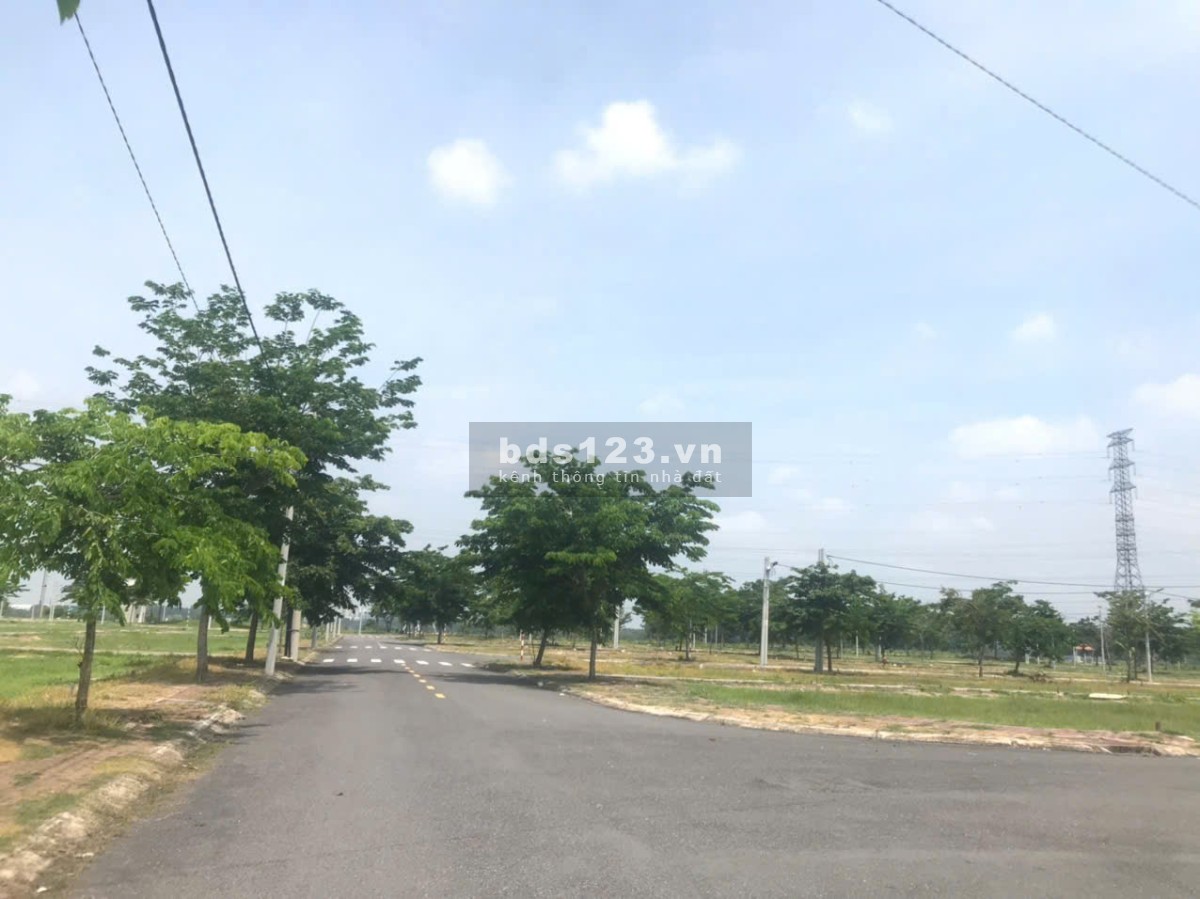 Chính chủ cần bán gấp lô đất mặt tiền đường nhựa 12m – Ngay TTHC Bàu Bàng, Bình Dương – Giá chỉ 850