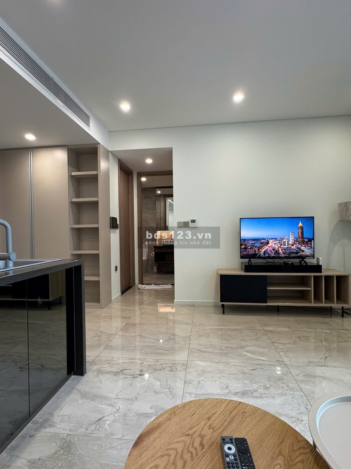 Satra Eximland, Phan Đăng Lưu, Phú Nhuận: 3 p ngủ, có nội thất, 22tr/th