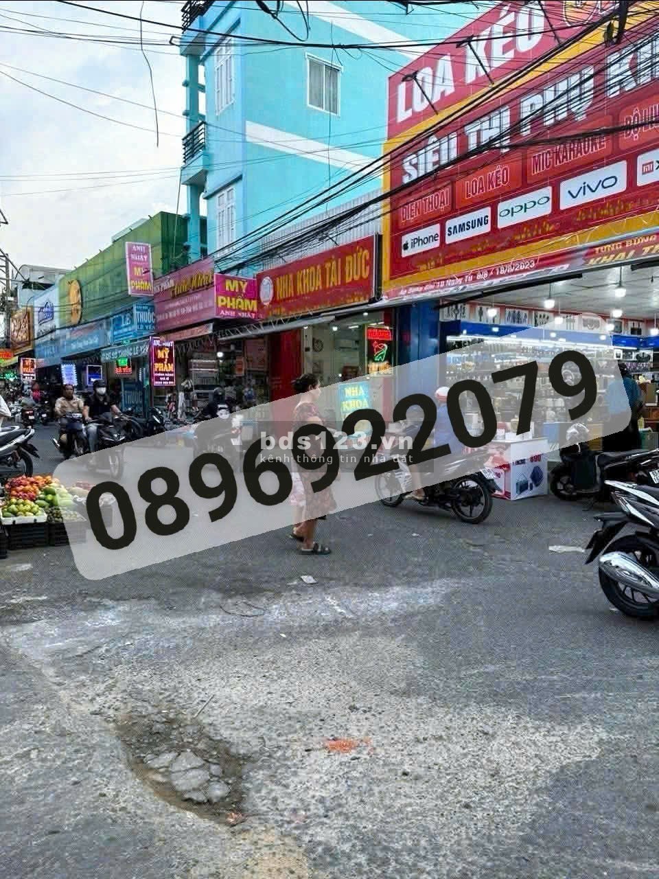 Bán nhà trong lòng chợ Hưng Long 90m2 1,2 tỷ