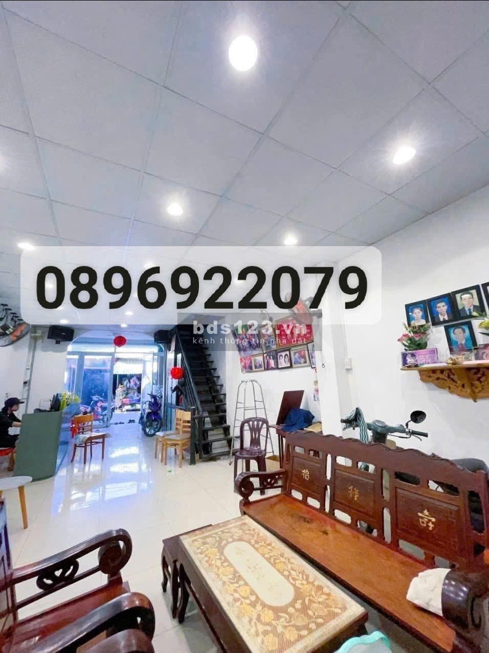 Bán nhà trong lòng chợ Hưng Long 90m2 1,2 tỷ