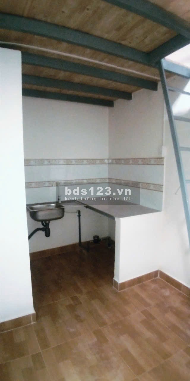 Cho thuê phòng trọ ở TL 50 quận 12, cách chợ đường 200m Q.12