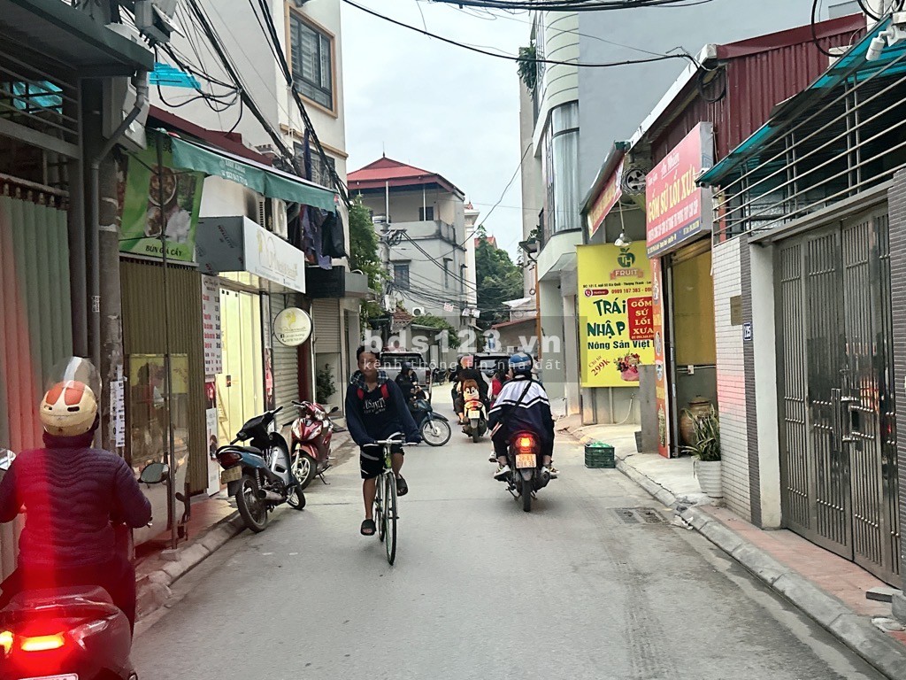 SIÊU PHẨM KINH - DOANH-NGÕ TO HƠN PHỐ VỚI MẶT TIỀN CỰC ĐẸP, DIỆN TÍCH: 52.6 M2, GIÁ: 4,65 TỶ