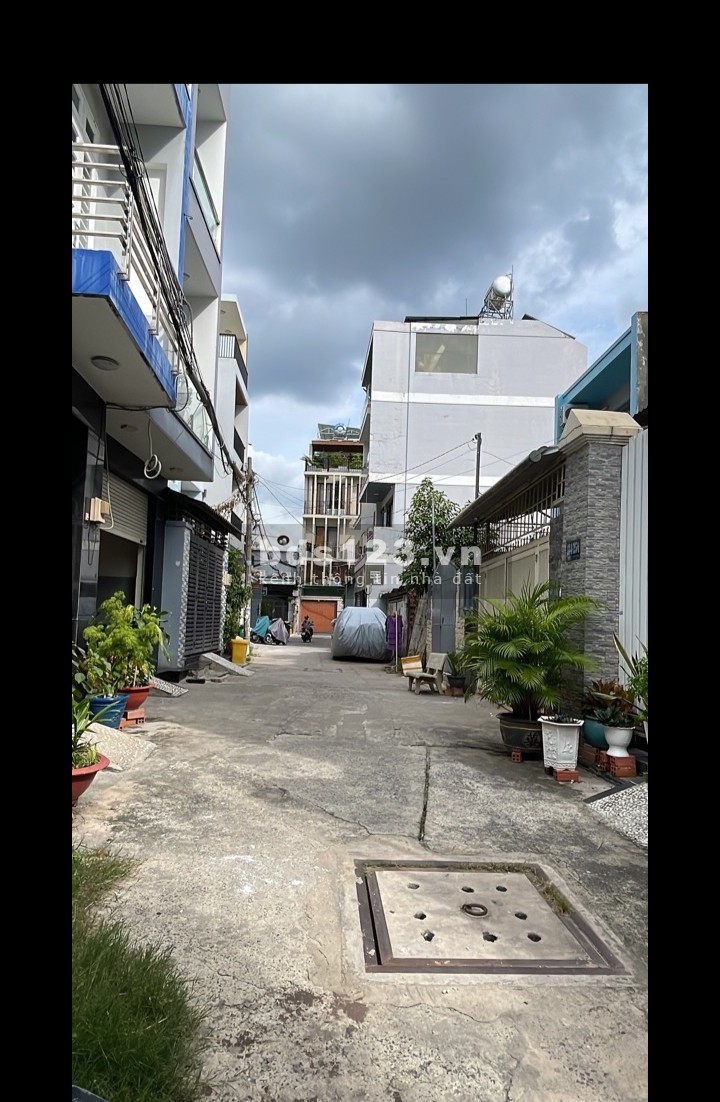 Hàng thơm và siêu hiếm sát bờ bao Tân Thắng,tân phú,319m,nở hậu,1 tầng, hẻm xe tải, trên 15 tỷ.