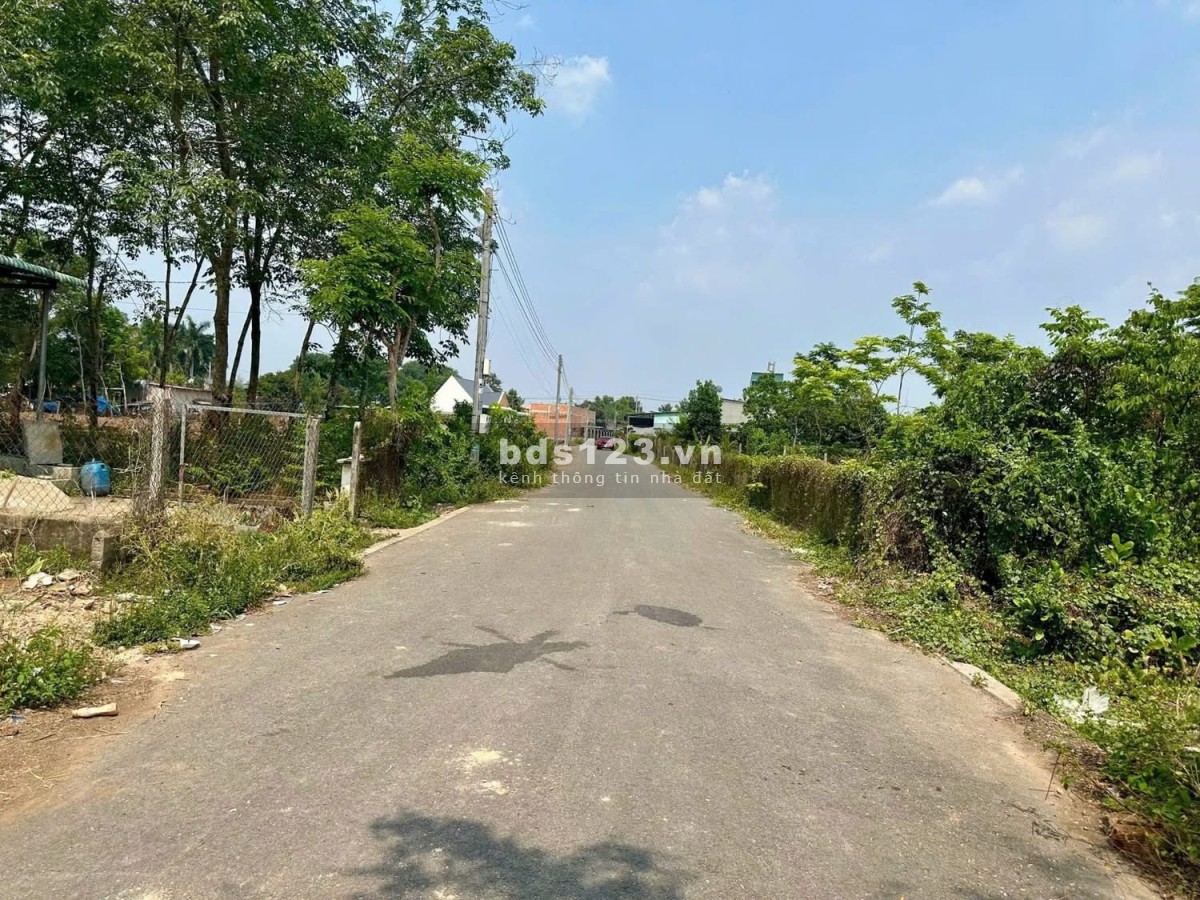 Cần bán gấp mảnh đất Lai Uyên,Bầu Bàng