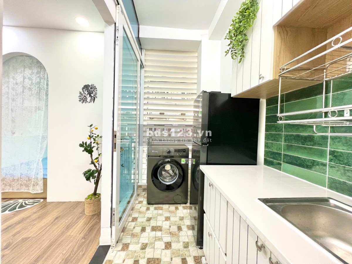 Căn hộ siêu đẹp 1 Phòng ngủ, Pk đủ nội thất Đối diện Sân bay Tân Sơn Nhất.