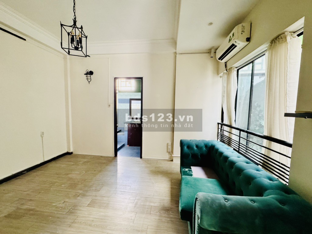 Biệt thự cổ điển khu Hồ Biểu Chánh - kinh doanh luxury / làm dinh thự nghỉ dưỡng đẳng cấp