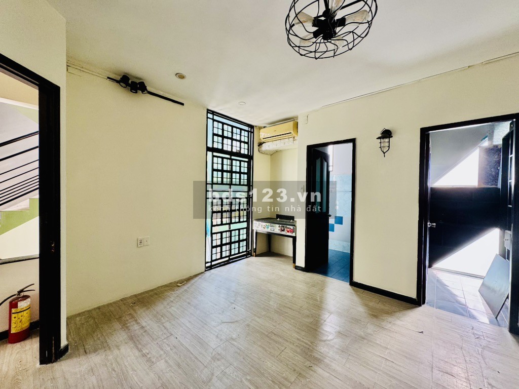 Biệt thự cổ điển khu Hồ Biểu Chánh - kinh doanh luxury / làm dinh thự nghỉ dưỡng đẳng cấp