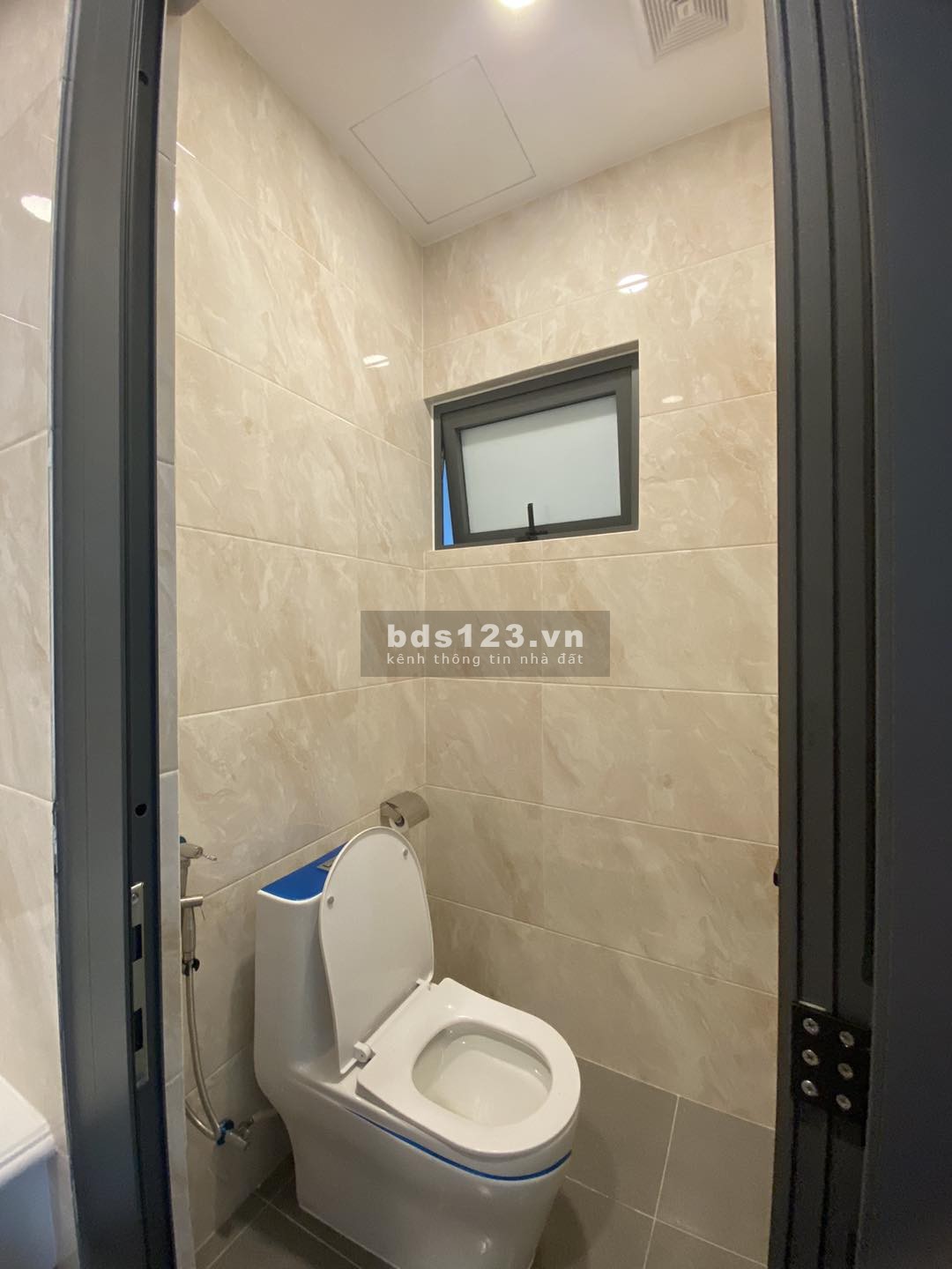 PHO14 Bán nhà 5 tầng mới đẹp có thang máy mặt tiền Trần Nguyên Hãn