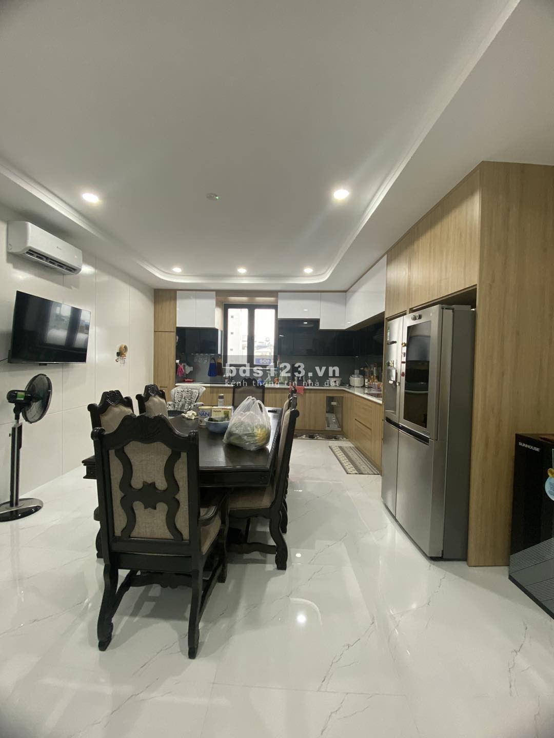 PHO14 Bán nhà 5 tầng mới đẹp có thang máy mặt tiền Trần Nguyên Hãn