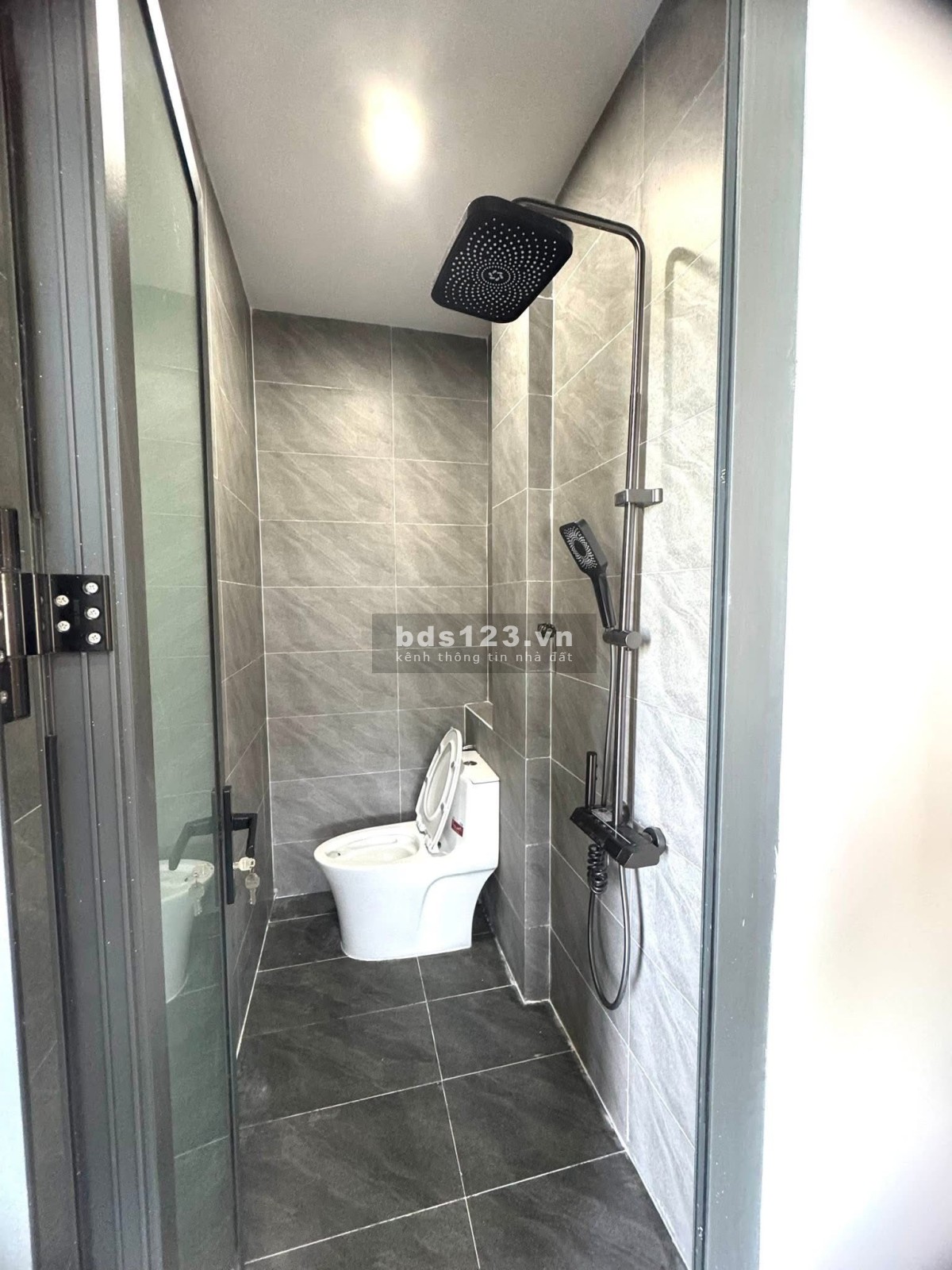 Bán nhà đẹp – 3 tầng, full nội thất – 2 mặt kiệt – 411 Nguyễn Phước Nguyên, Thanh Khê