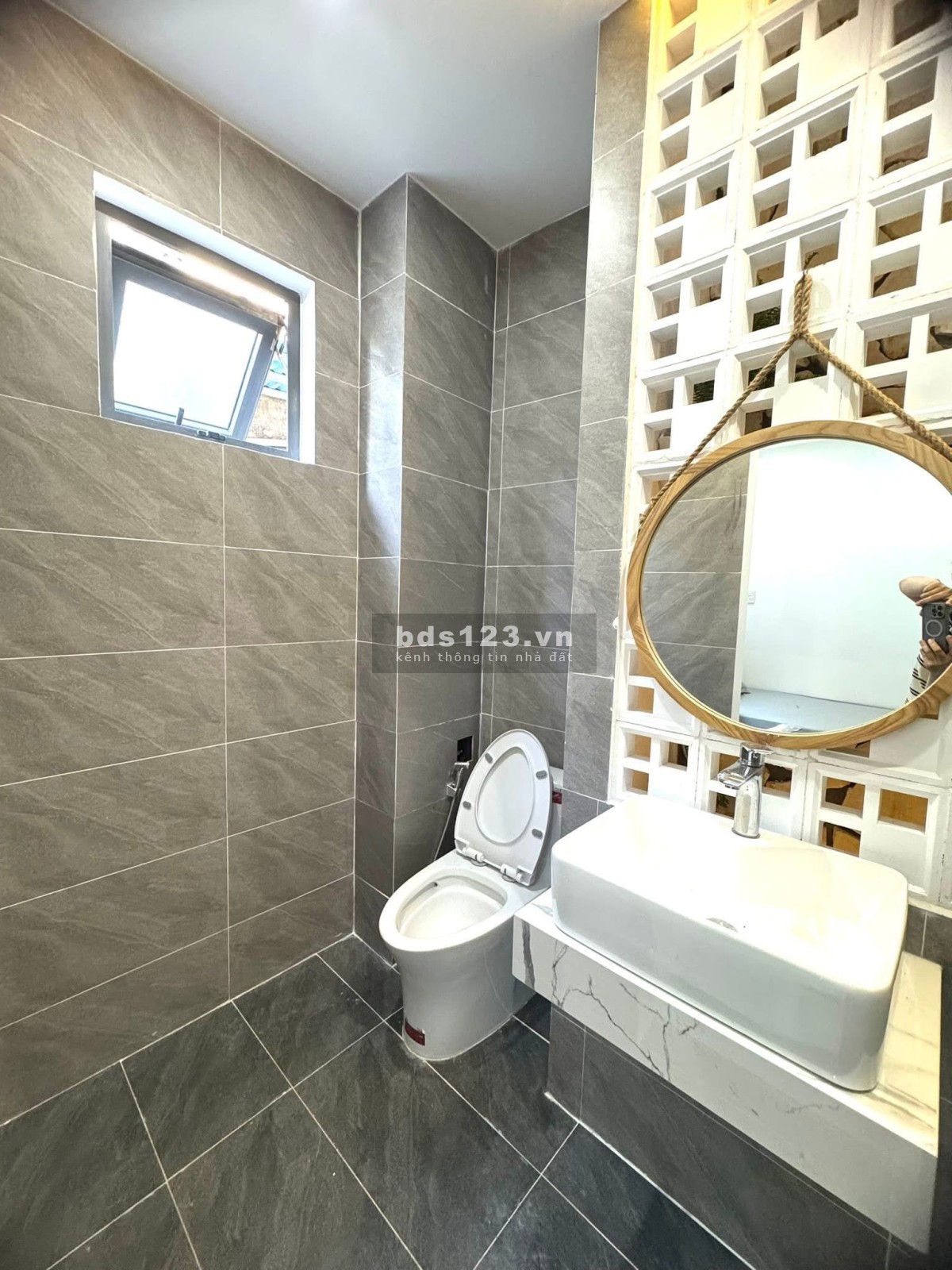 Bán nhà đẹp – 3 tầng, full nội thất – 2 mặt kiệt – 411 Nguyễn Phước Nguyên, Thanh Khê