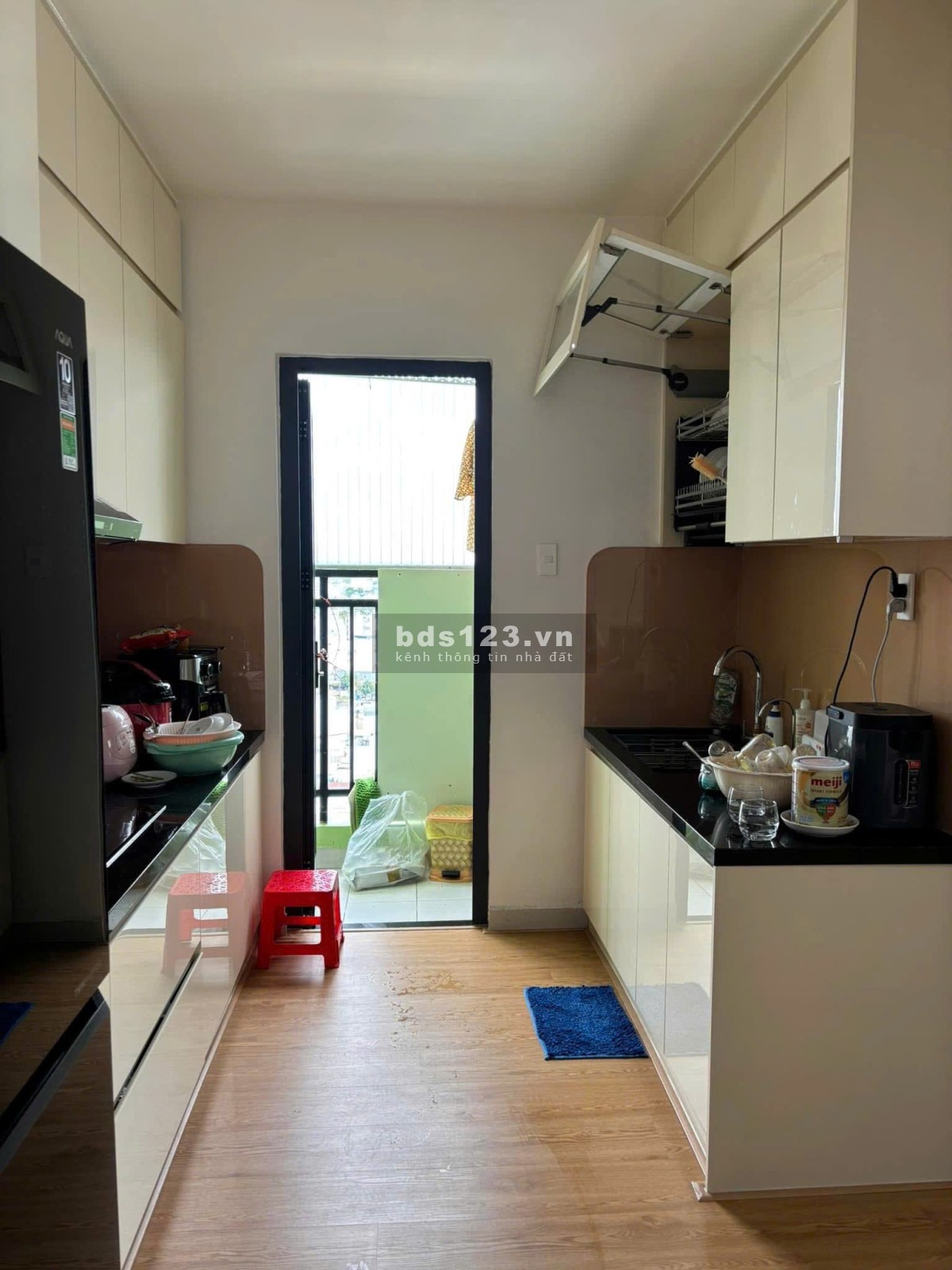 Chung cư Carillon 1, Hoàng Hoa Thám, TB: 70m2, 2p ngủ, ban công 12tr/th.