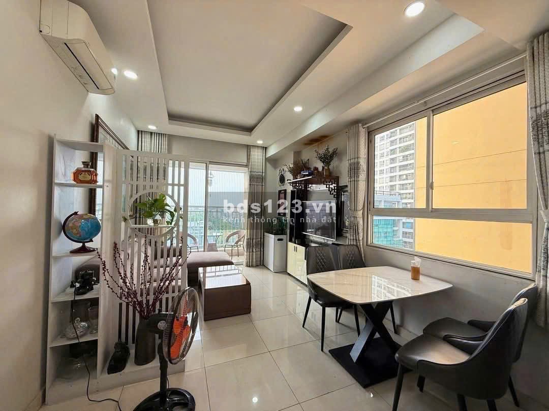 Chung cư Sky center Phổ Quang, Tân Bình: 87m2, 2p ngủ, 2wc, NTCC, 19tr