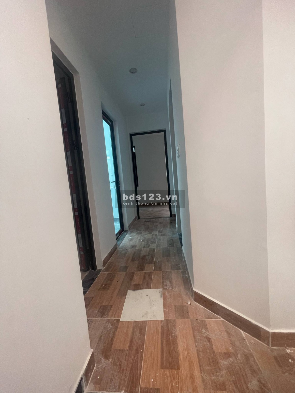 Chính chủ bán 2 căn nhà mới toanh tại 29/139 Ngô Gia Tự hoặc 302 Văn Cao