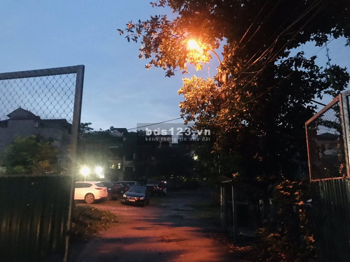 Nhà đẹp Nguyễn Hoàng Tôn, Tây Hồ - Diện tích 65m², 5,5 tỷ - An sinh tuyệt vời