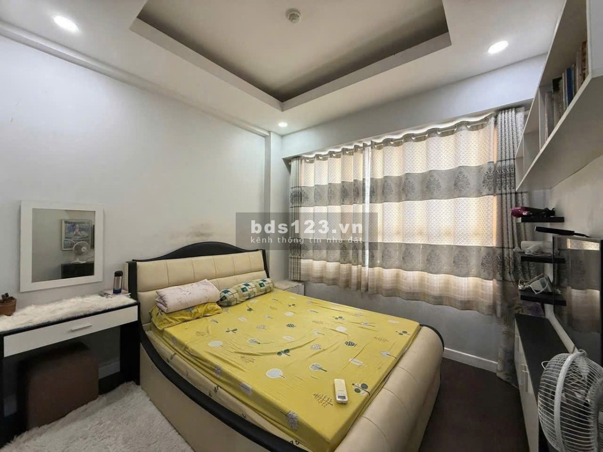 Chung cư Sky center Phổ Quang, Tân Bình: 87m2, 2p ngủ, 2wc, NTCC, 19tr