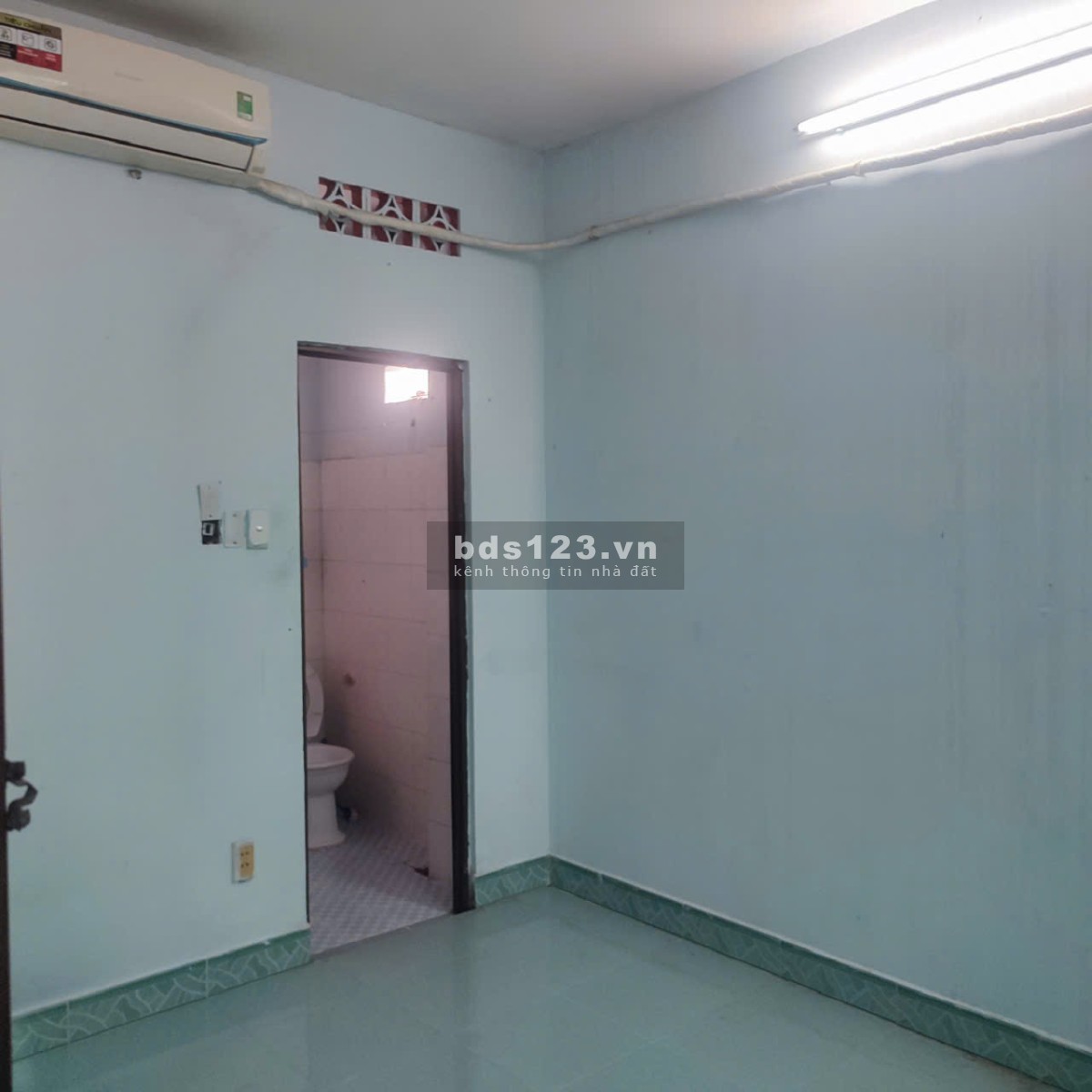 Cho thuê phòng trọ phường 17, Bình Thạnh, 12m2, 2.9 triệu , đường Phan Văn Hân