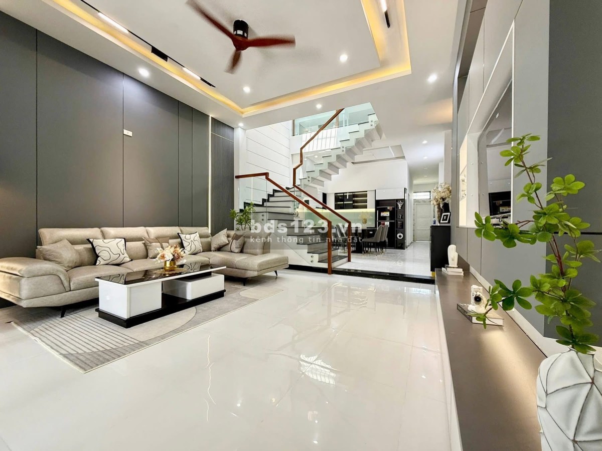 Siêu phẩm nhà hiện đại – Đường Thanh Lương 16 – Trung tâm Hòa Xuân