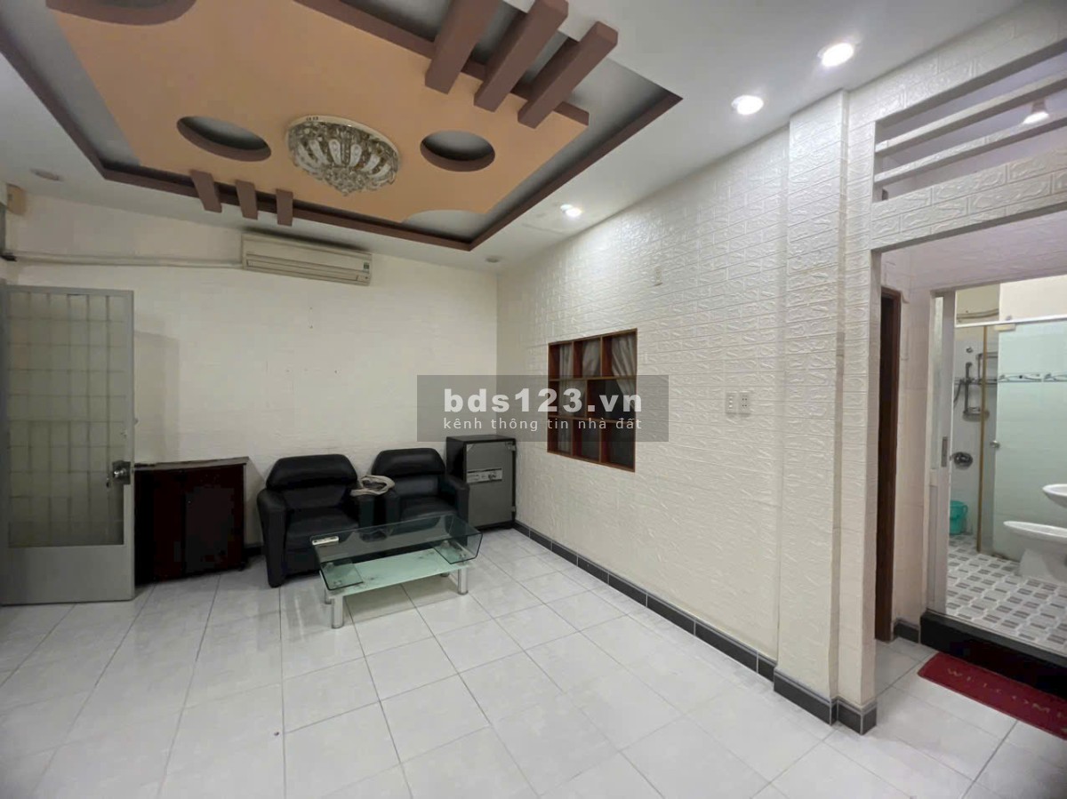 C/c Đặng văn Ngữ, P13, Phú Nhuận: 2p ngủ, 2wc, Nội thất, 11tr