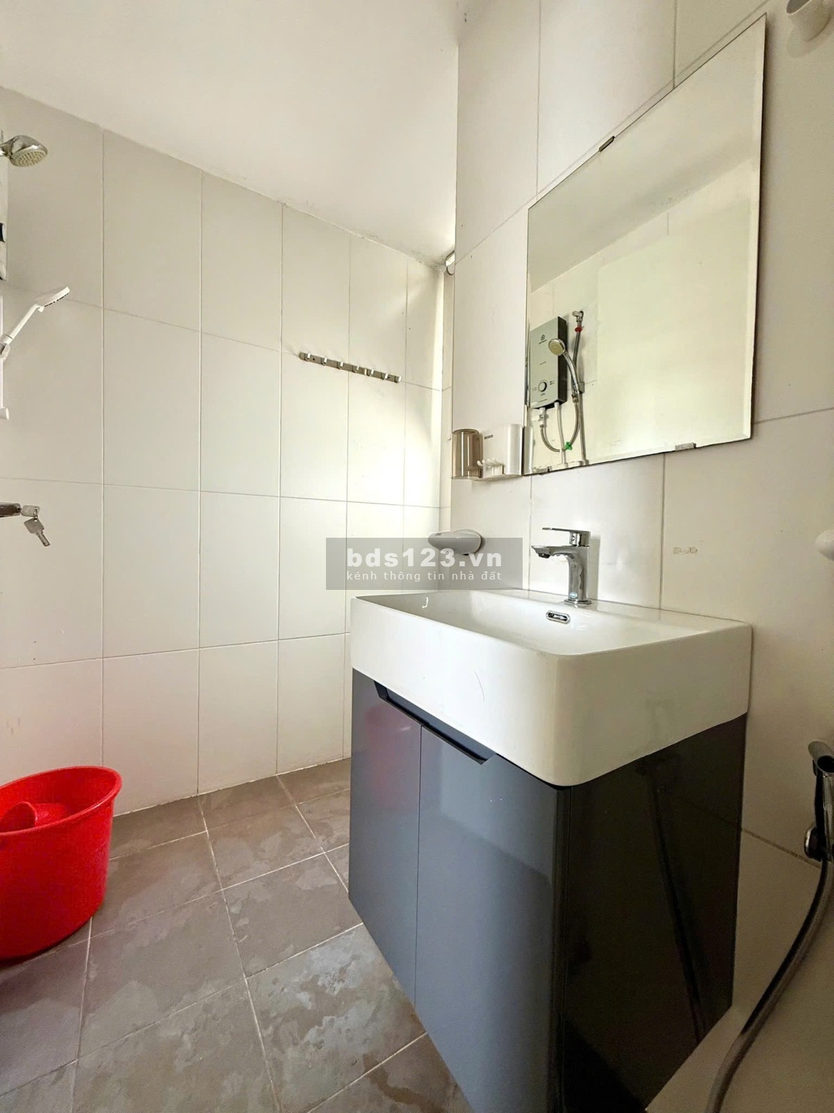 Chung cư Ruby, Nguyễn Sỹ Sách, Tân Bình: 83m2, 2p ngủ, Nội thất, 9tr