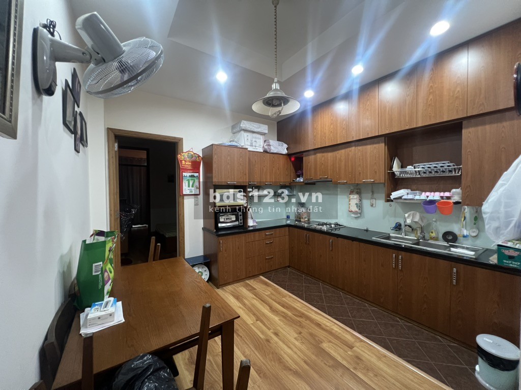 Bán nhà 6 tầng khu VIP - cư xá Nguyễn Trung Trực - HXH thông Sư Vạn Hạnh - Thành Thái