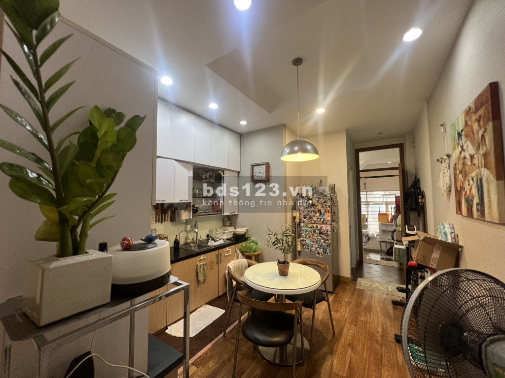 Bán nhà 6 tầng khu VIP - cư xá Nguyễn Trung Trực - HXH thông Sư Vạn Hạnh - Thành Thái