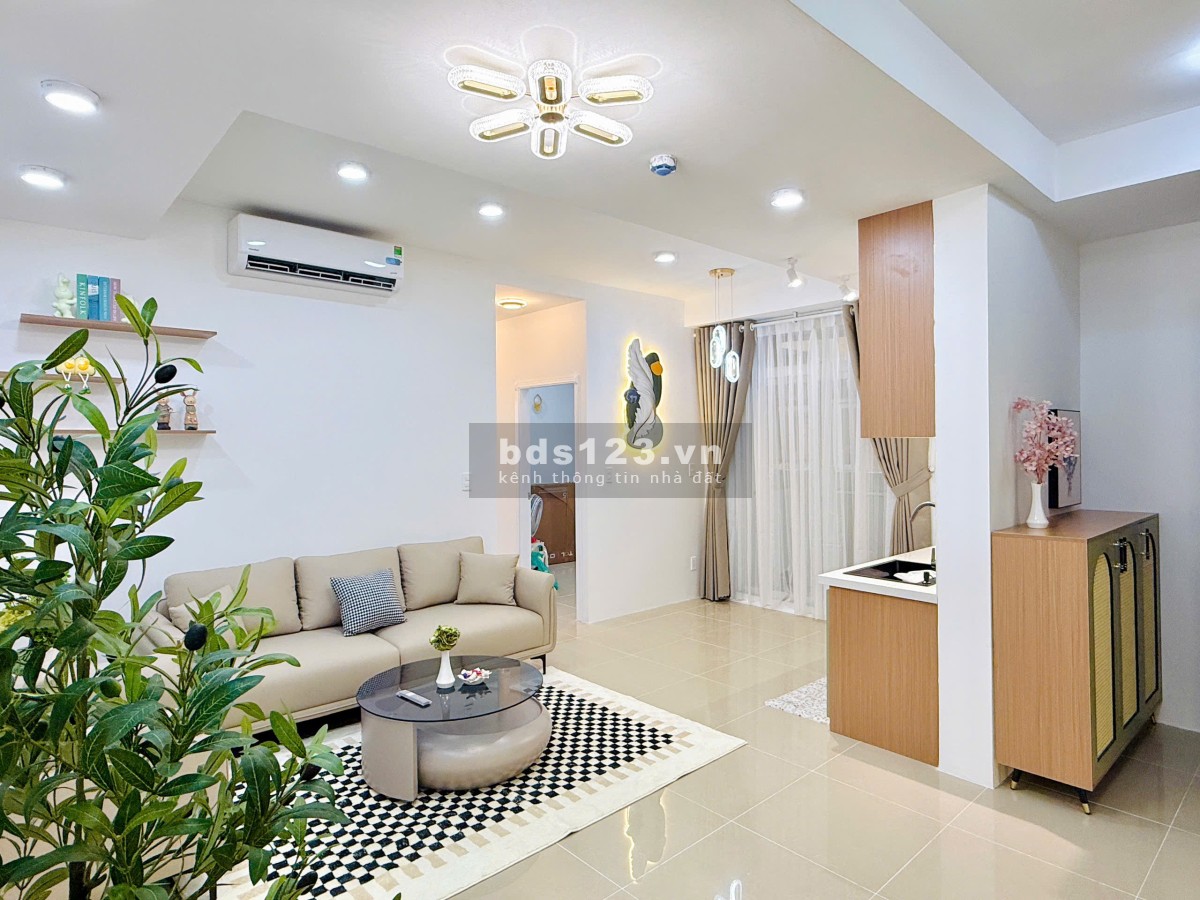 Chính chủ căn 75m2 Hoàng Kim Thế Gia, sổ hồng sẵn, nhà mới, TT 900tr ở ngay