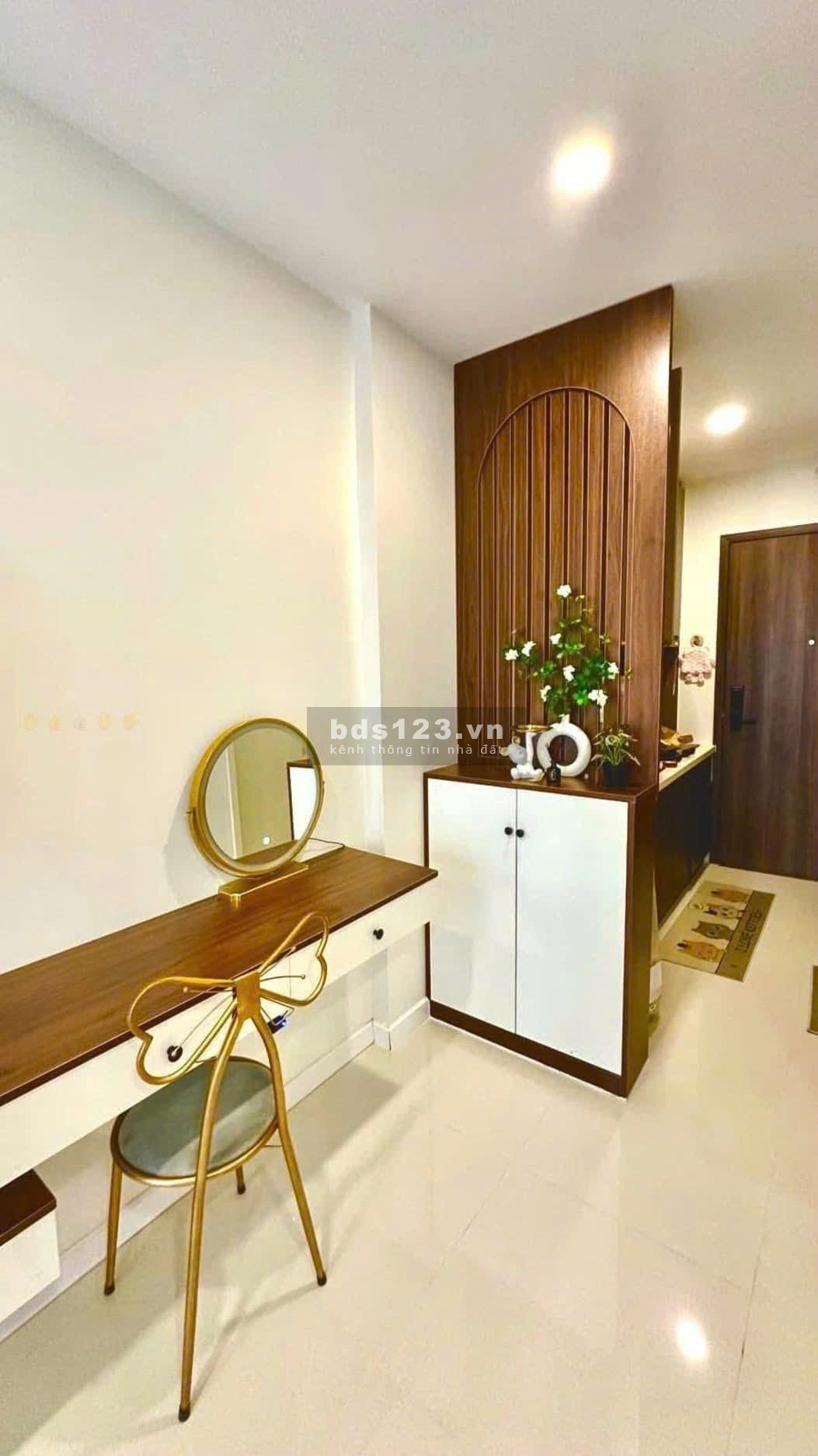 Chung cư Sky Center, Officetel, 45m2, 1PN, Nội thất, Phổ Quang, TB, 11tr/tháng.