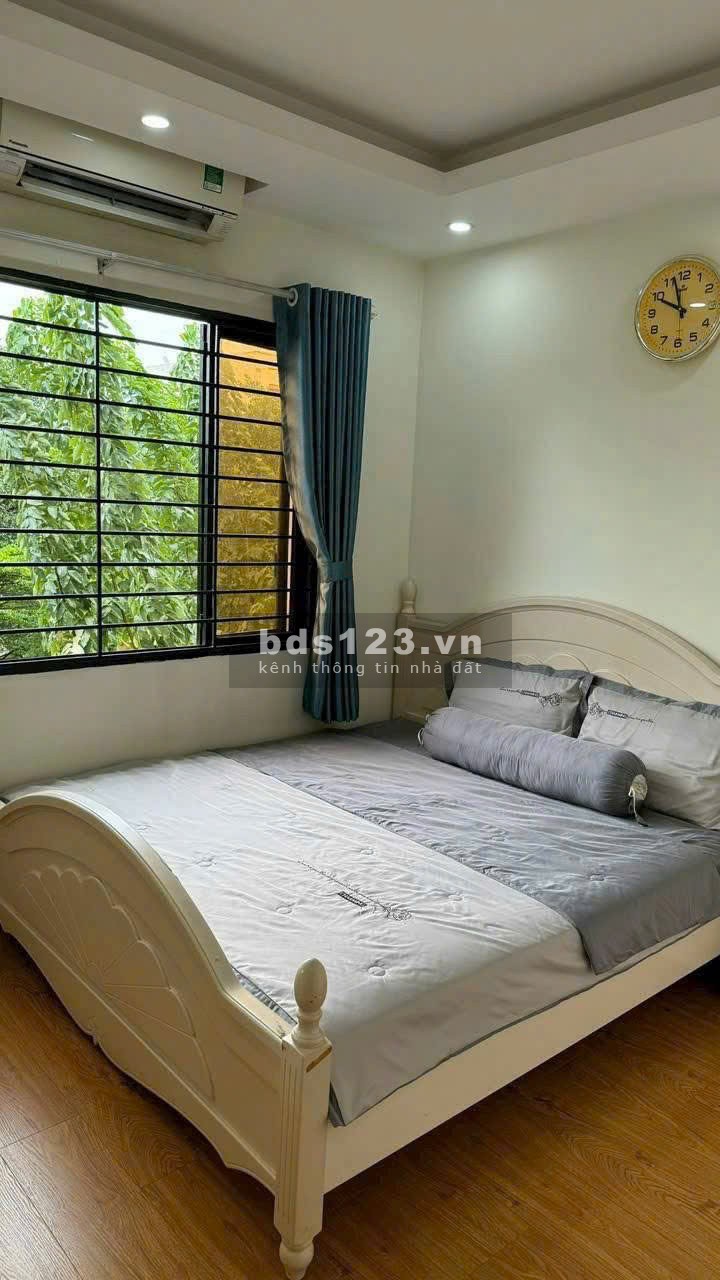 Chung cư Huỳnh Văn Bánh, Phú Nhuận, 100m2, 2PN, 2WC, 11tr, Thang bộ
