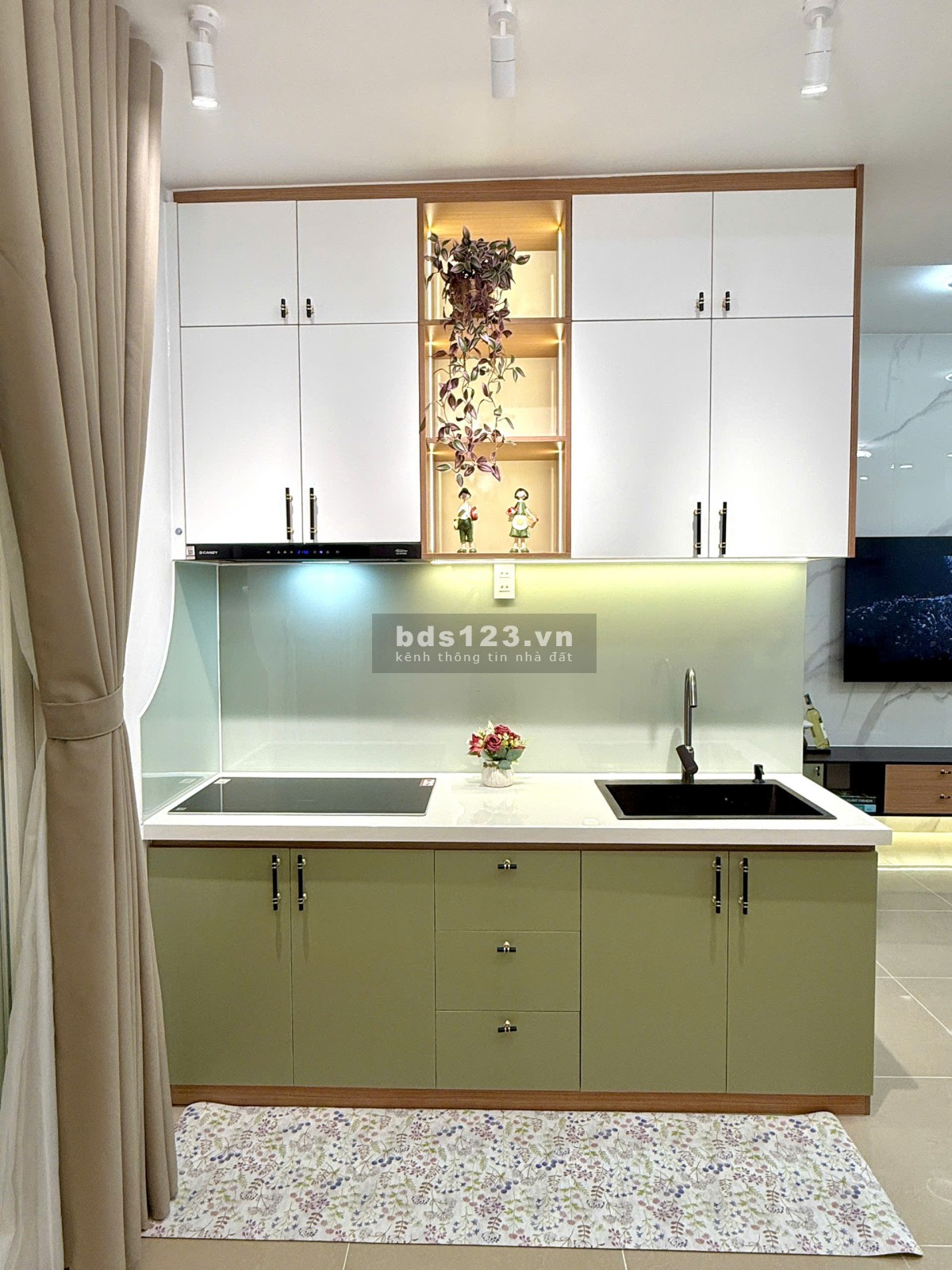 Chính chủ căn 75m2 Hoàng Kim Thế Gia, sổ hồng sẵn, nhà mới, TT 900tr ở ngay