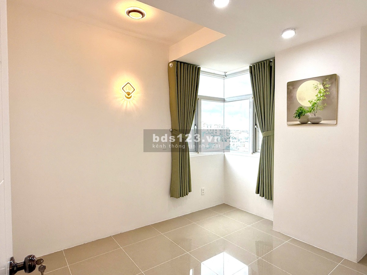 Chính chủ căn 75m2 Hoàng Kim Thế Gia, sổ hồng sẵn, nhà mới, TT 900tr ở ngay