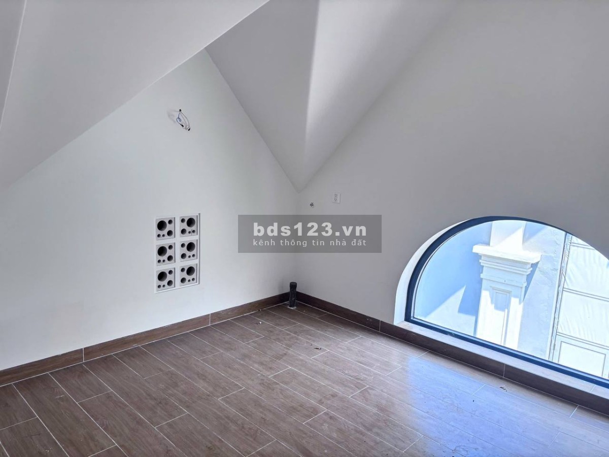 Cho thuê biệt thự vip tại Vinhomes Grand Park – Chỉ 1 căn duy nhất!