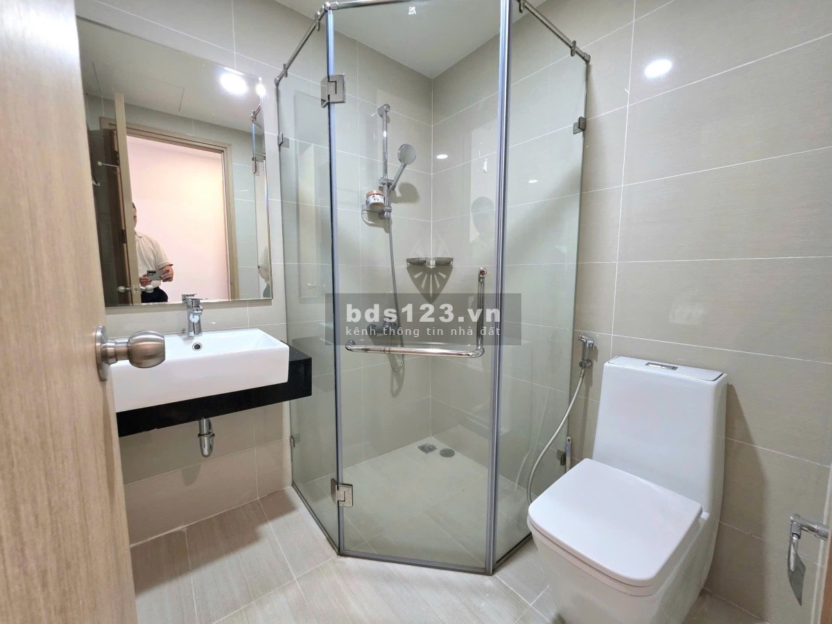 Carillon 1, P13, Tân Bình Giá 12tr/th, 71m2, 2p ngủ, Nội thất full