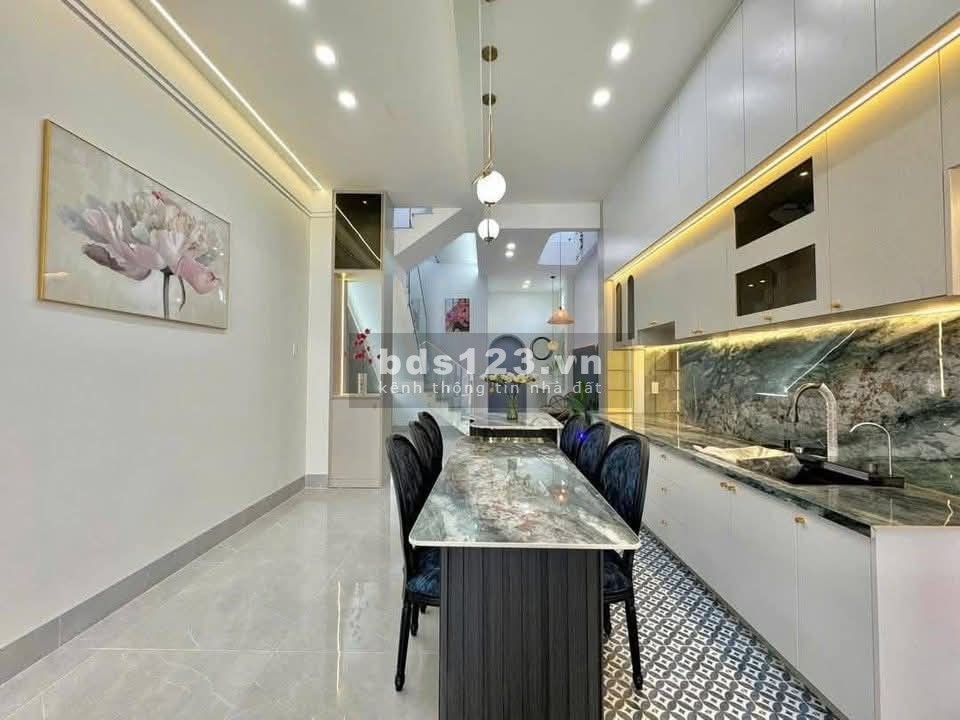  Chủ ngọp cần bán gấp căn nhà 
