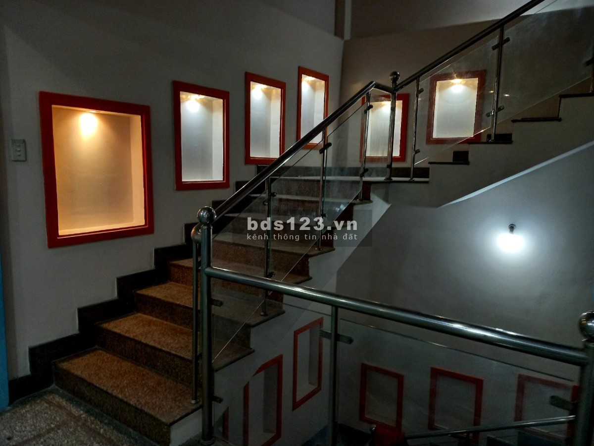 Cần cho thuê nhà nguyên căn 700m² mặt tiền Đại Lộ Bình Dương, 16 triệu