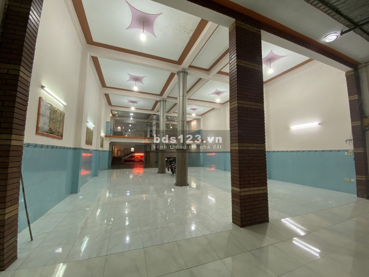 Cần cho thuê nhà nguyên căn 700m² mặt tiền Đại Lộ Bình Dương, 16 triệu