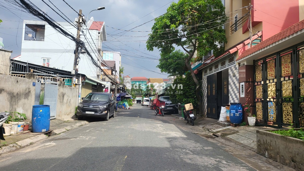 Cho thuê nhà Mt Trương Văn Ngư Chợ Thủ Đức 16tr/tháng