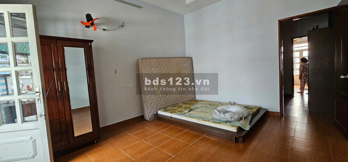 Cho thuê nhà - 1 trệt + 1 lầu (2PN + 2WC) - Gần Gigamall - P. Hiệp Bình Chánh - Thủ Đức