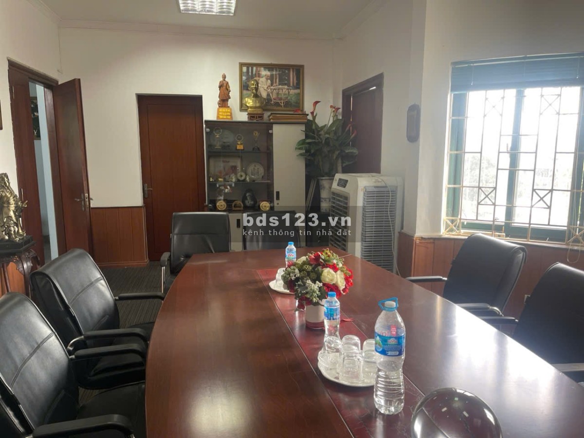 Cho thuê văn phòng chính chủ tại 245 Tam Trinh, Hoàng Mai