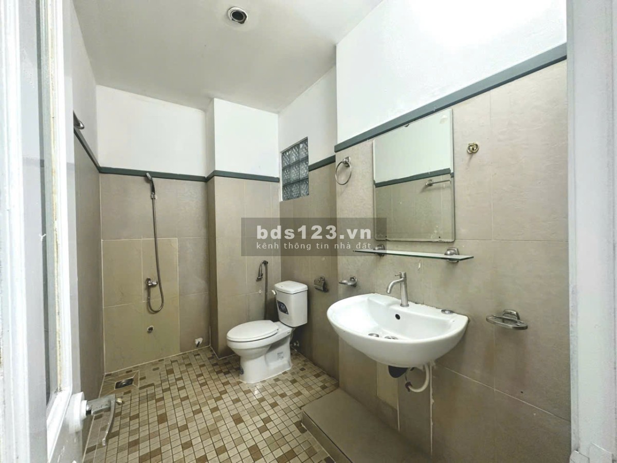 Căn hộ full nội thất, 1 phòng ngủ tách bếp - 224 Lý Thường Kiệt, Q.10 Gần ĐHBK