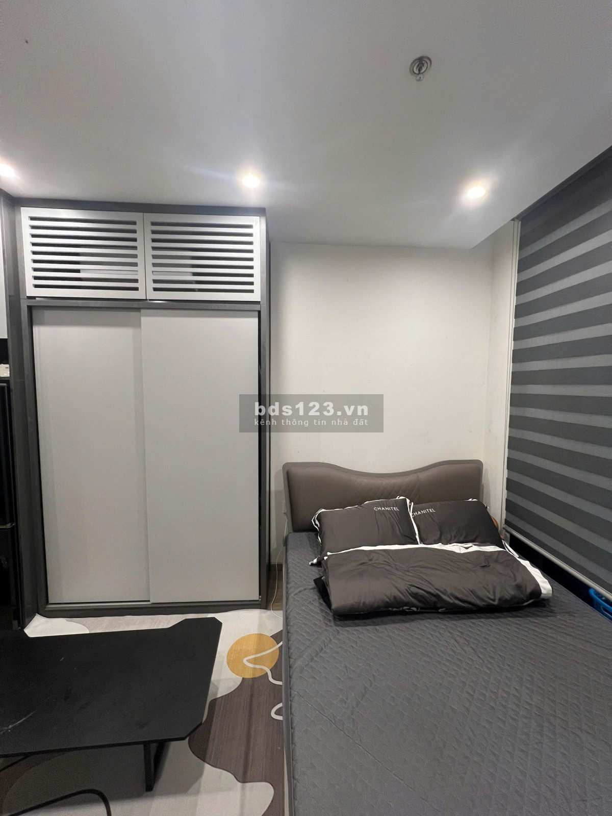 Bán Studio full đồ 25m2 view bể bơi toà GS1 giá đã bao gồm phí sang tên