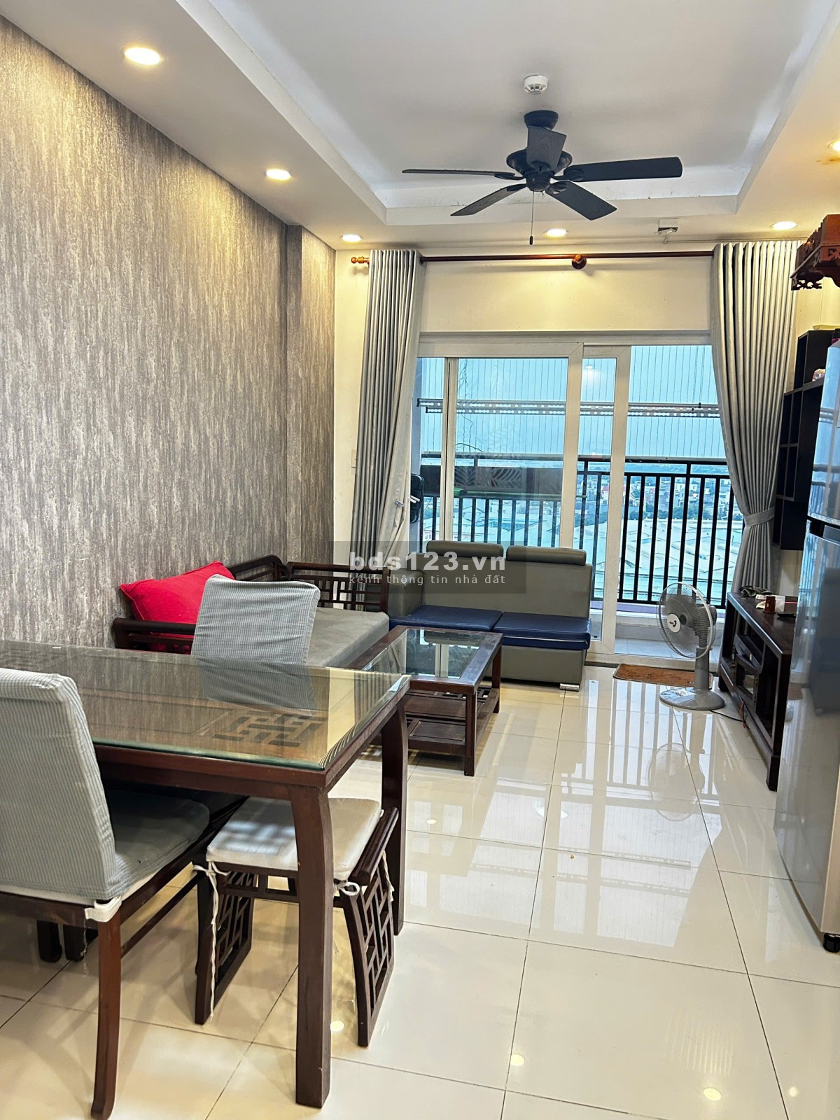 Cho thuê căn 2 PN Chung Cư 9view Full nội thất giá chỉ 10tr/tháng vô ở ngay