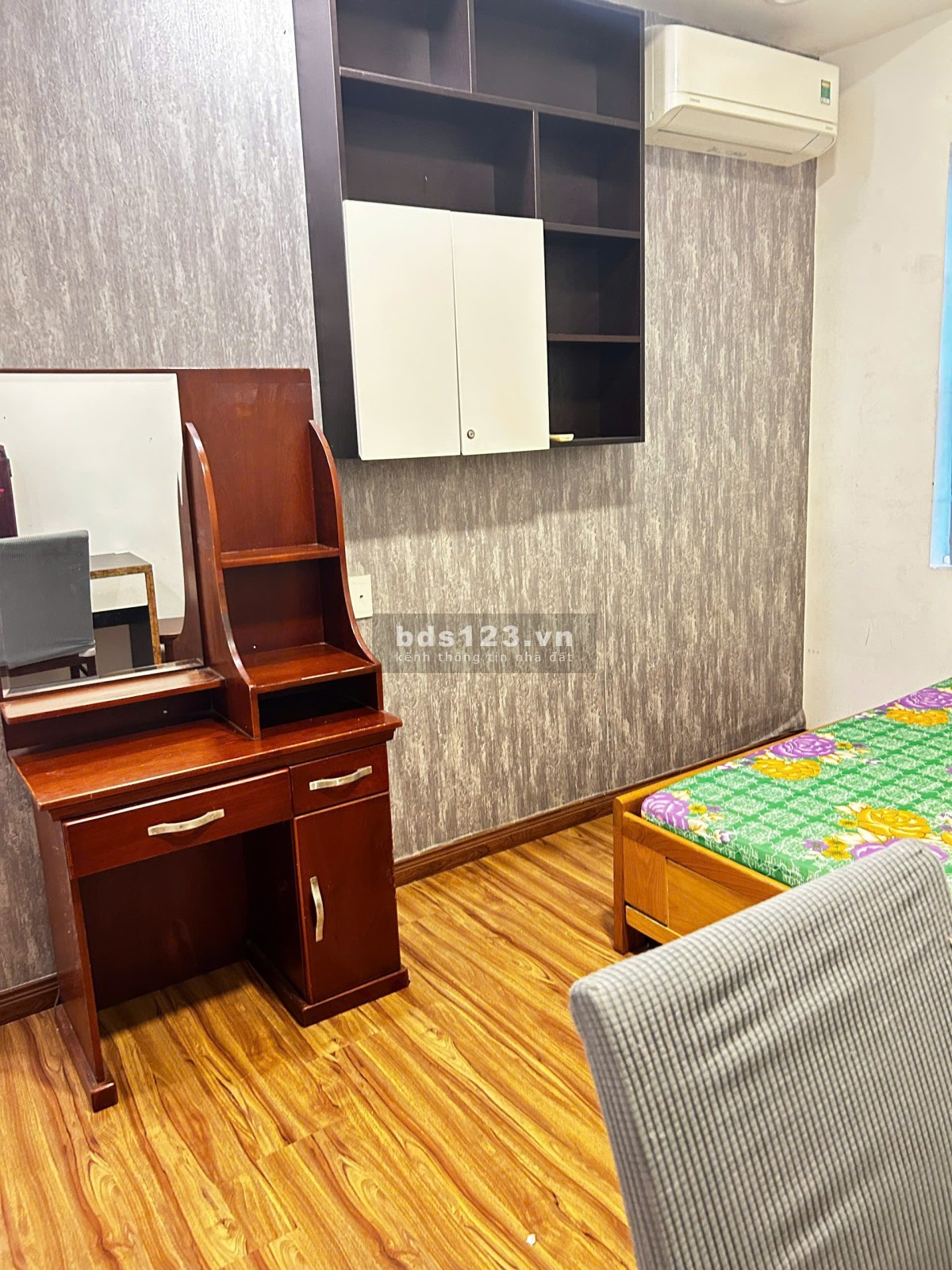 Cho thuê căn 2 PN Chung Cư 9view Full nội thất giá chỉ 10tr/tháng vô ở ngay