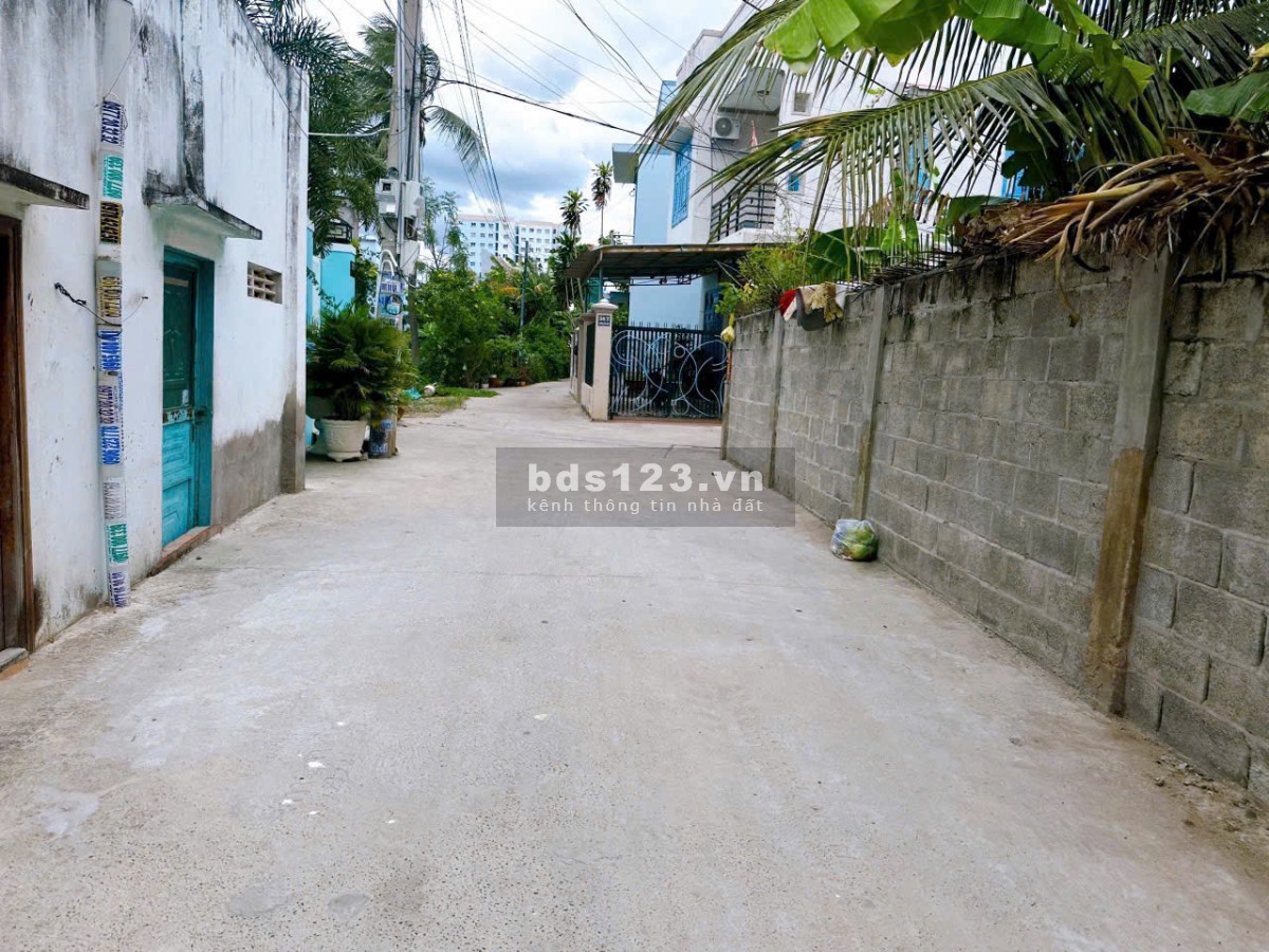 Bán đất hẽm trung tâm Phan Thiết - Khu dân cư đông đúc