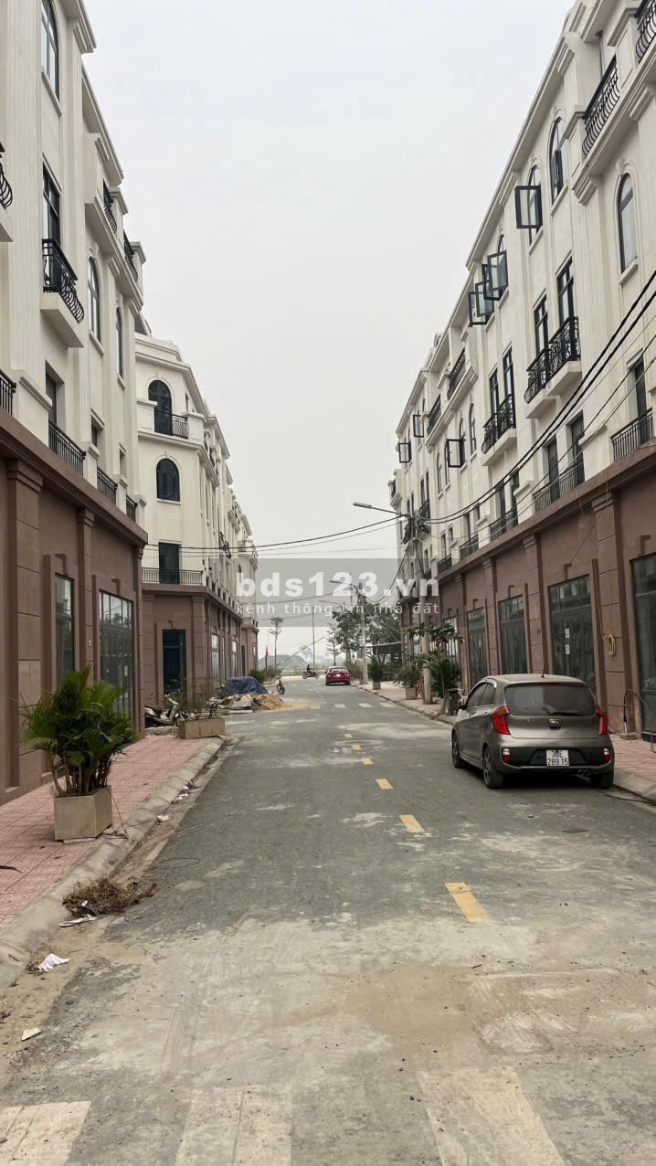 Chính chủ gửi bán gấp căn góc 87m2 Sơn Đồng Center, vị trí cực VIP, kinh doanh tốt!