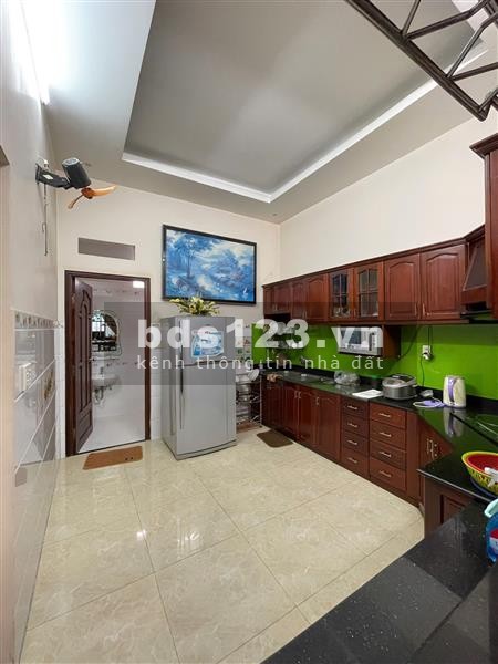 BÁN NHÀ MẶT TIỀN ĐƯỜNG MỚI ĐẸP Ở NGAY, 3 TẦNG SAU LƯNG VINCOM 9X21 CHỈ 21 TỶ.