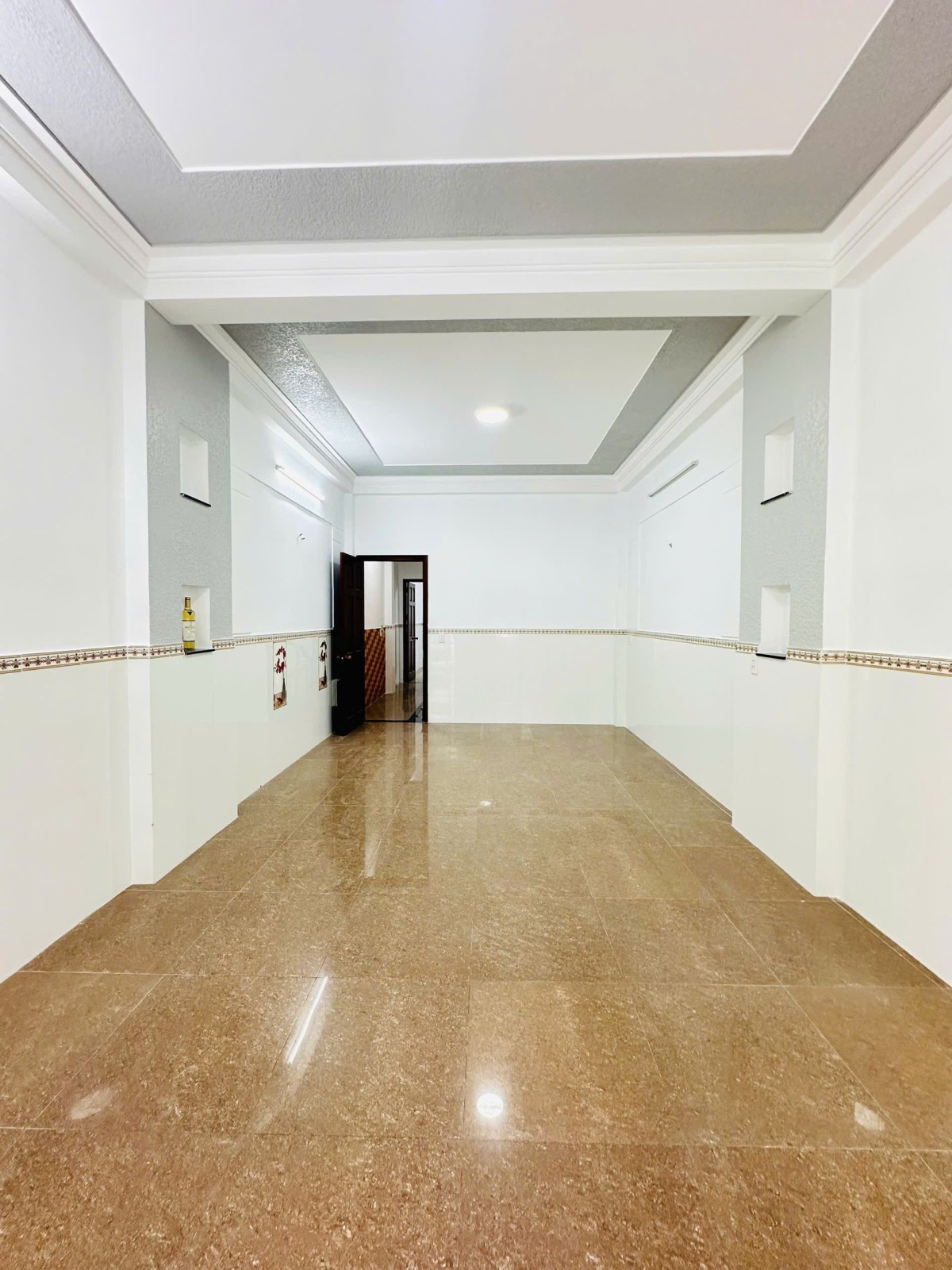 Nhà 3 tầng, 3.8x16.3m, 7.8 tỷ TL, khu HXH thông Trương Công Định Trường Chinh, P.14, TB