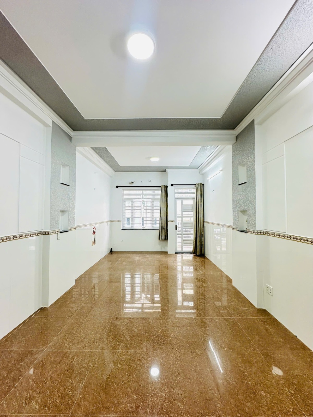 Nhà 3 tầng, 3.8x16.3m, 7.8 tỷ TL, khu HXH thông Trương Công Định Trường Chinh, P.14, TB